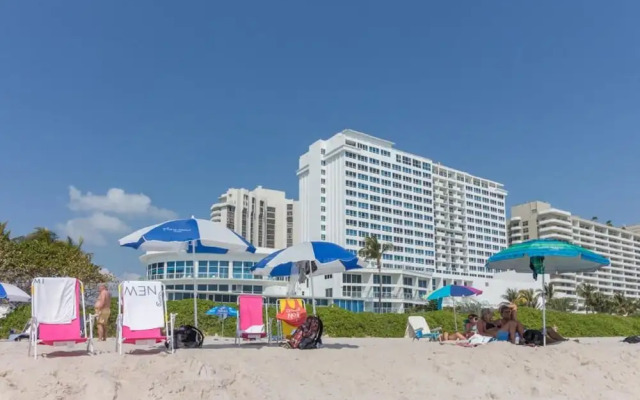 Castle Beach Club Apartments