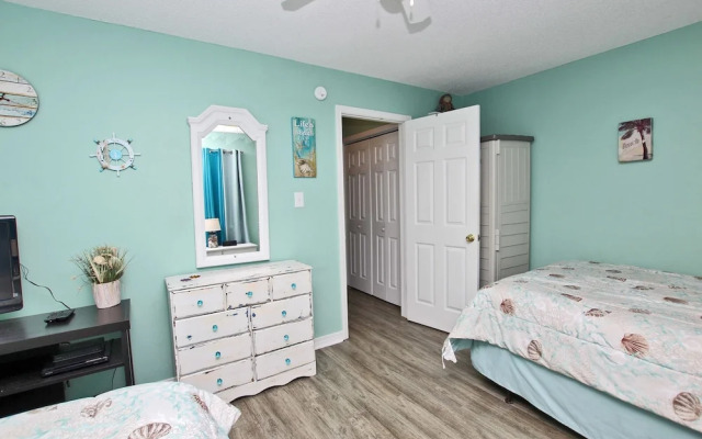 Moonraker 13 - One Bedroom Condo