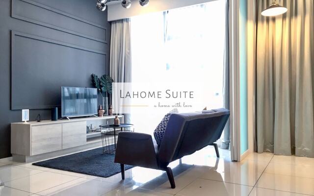 The Robertson KL By Lahome Suite