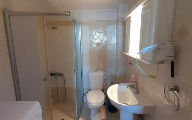 Kiveri Cave Apartment D4