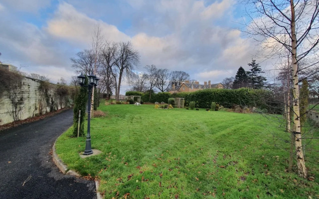 Stunning 1-bed Apartment in Peaceful Location!