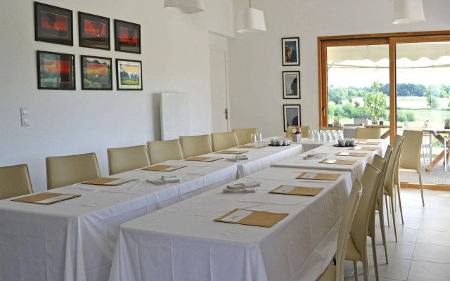 Gîtes LES Hauts DE Toulvern