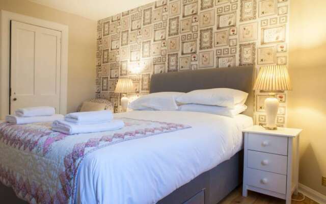 1 Bedroom Flat In Edinburgh