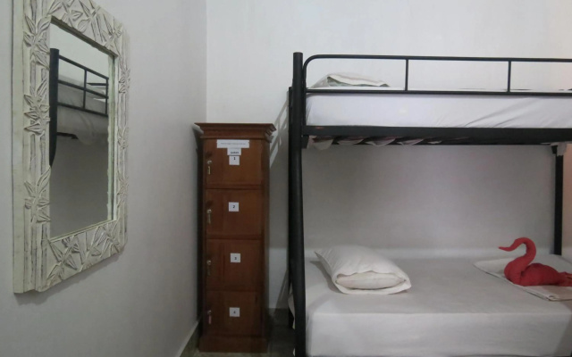 Lemon House – Guest Rooms – Padangbai