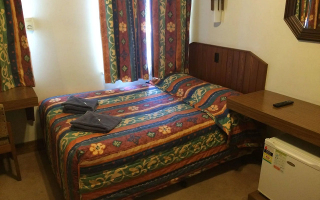 Monarch Motel Hotel