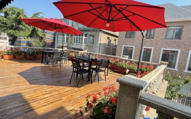 Shu Yi Shu Er B&B（Dalian Nanshan Road Shop）