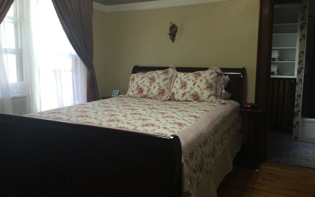 Prince Street Suites