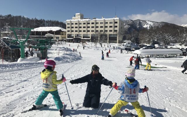 Okutone Onsen Hotel Sunbird