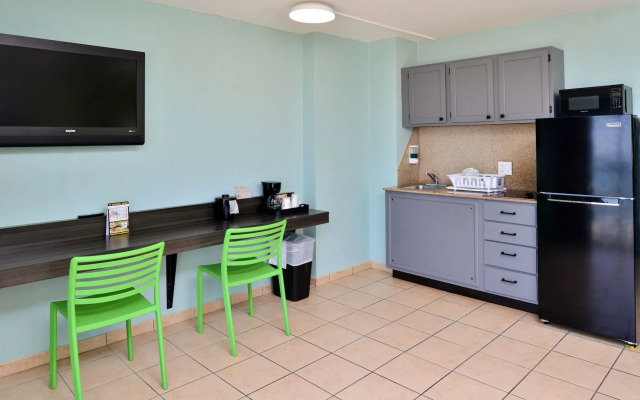 SureStay Studio by Best Western Virginia Beach Oceanfront