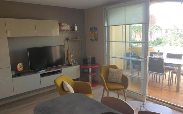 Superbe appartement 2 chambres piscine et plage