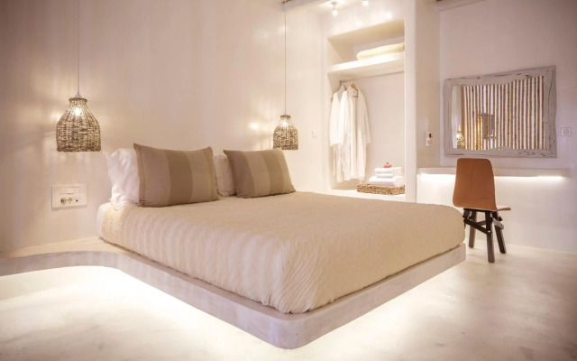 Naxian Collection