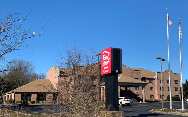 Red Roof Inn & Suites Chestertown
