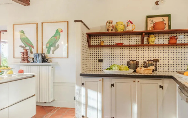 Amore Farmhouse Retreat