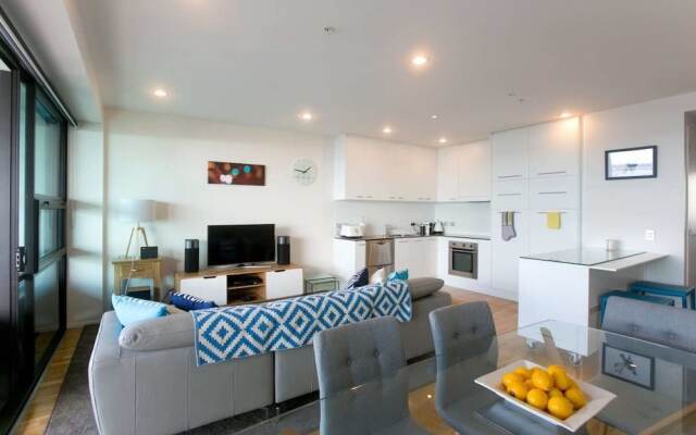 Stunning Views Central Apartment