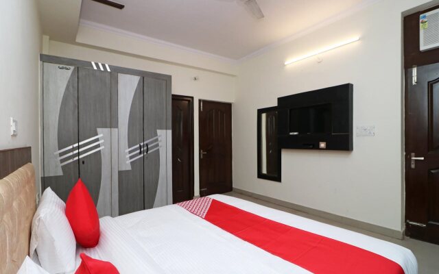 Hotel 9 Palm by OYO Rooms