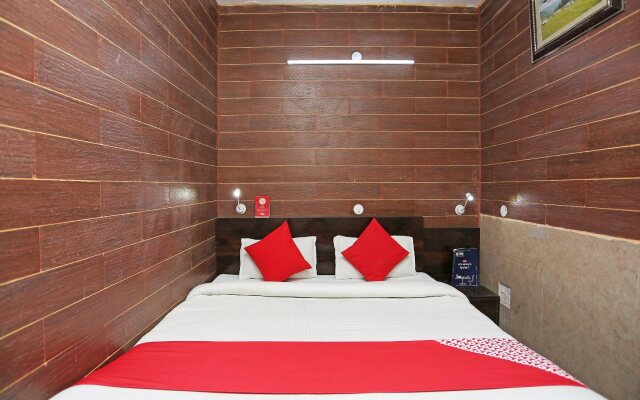 Comfort Inn By OYO Rooms