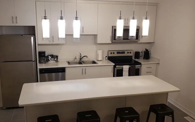 Extravagant Brand New Town House