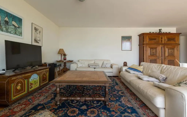 Lakeside Apartment with panoramic view on the lake – Guest Rooms – Vevey