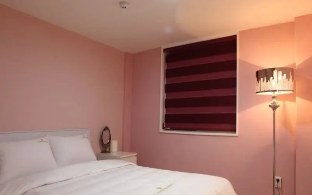 Lamer Hostel