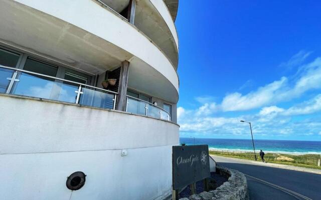 Ocean Gate 24
