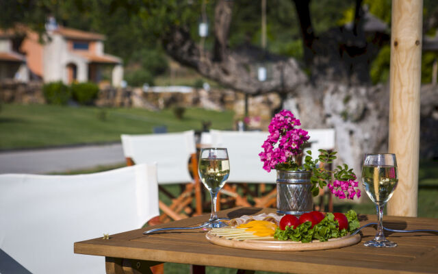 Nefeli Villas and Suites
