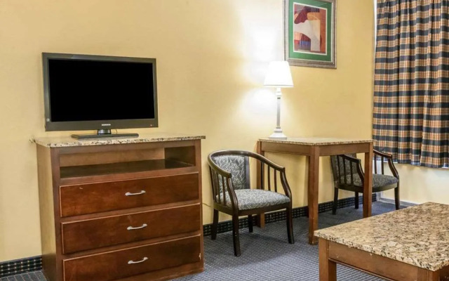 Quality Inn & Suites