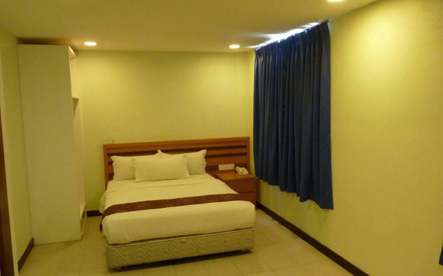 Transit Hotel