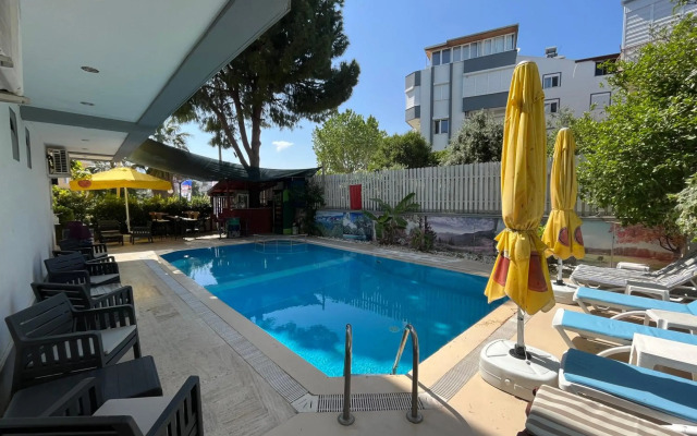 Hotel Lunay