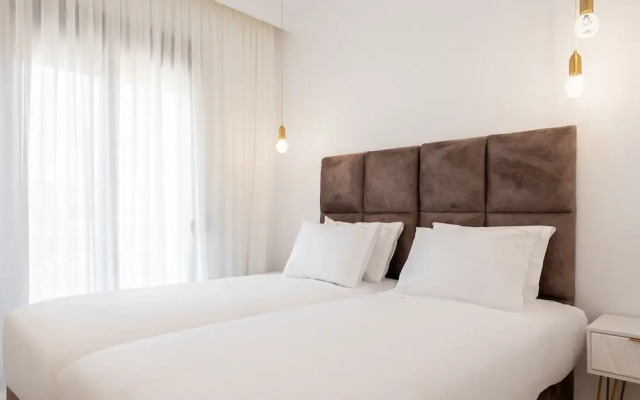 Les Maisons Deluxe Superior by Rentalspro