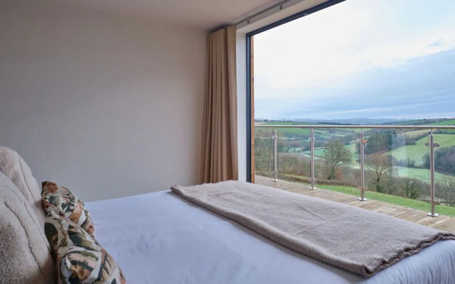 Valley View 4 Bedroom Lodge 1