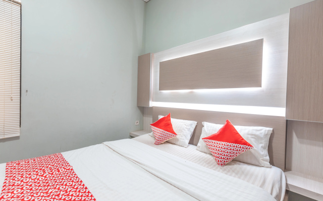 OYO 2248 Yayah Rooms Syariah – Guest Rooms – Bogor