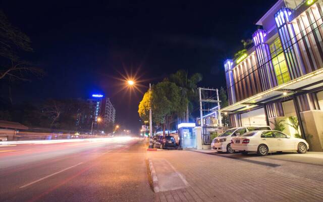 Royal Golden 9 Mile Hotel
