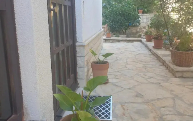 Villa Nada Apartments