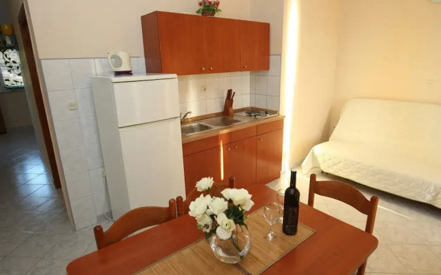 Mladen - Family Friendly & Amazing Location - A3