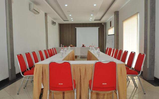 Grand Malaka Ethical Hotel