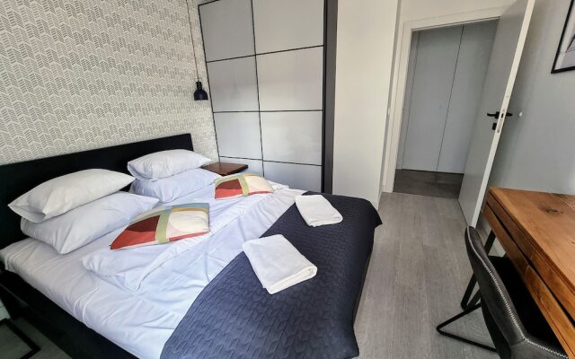 Apartment Grzybowska Warsaw by Renters