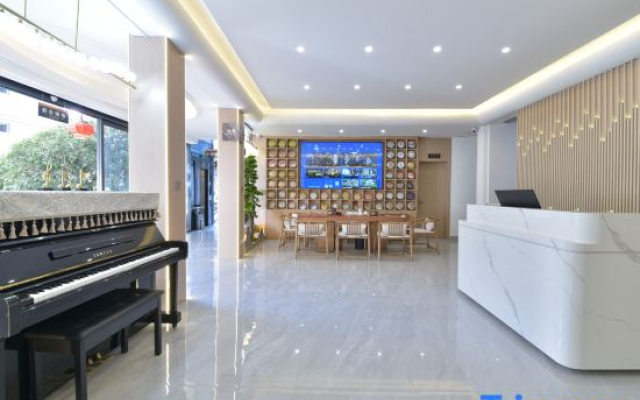 Jingui Hotel