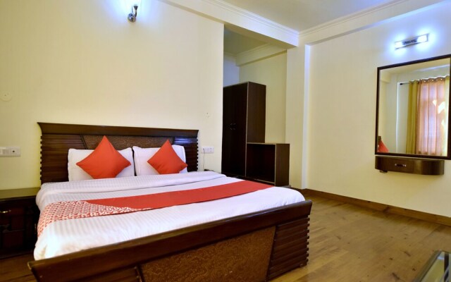OYO 11645 Hotel Japika Inn