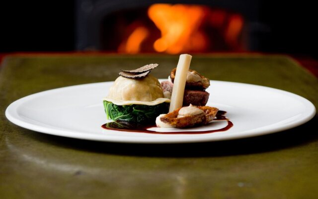 Glewstone Court Country House Hotel