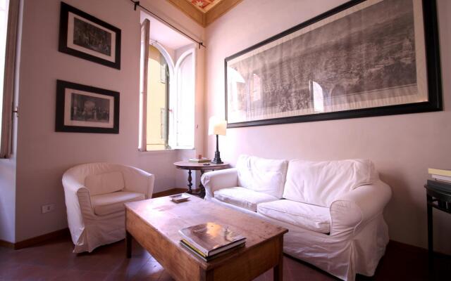 Via Giulia Wonderful Apartment