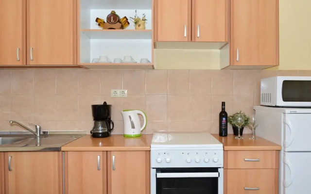 Paž - 28m From the Beach - A2