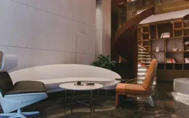 Lusunhotel