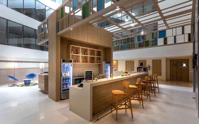 Holiday Inn Express & Suites Bengaluru Old Madras Road by IHG