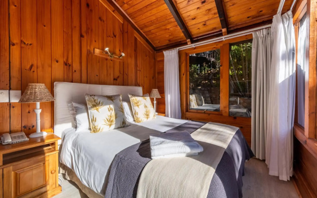 Under Milkwood Resort