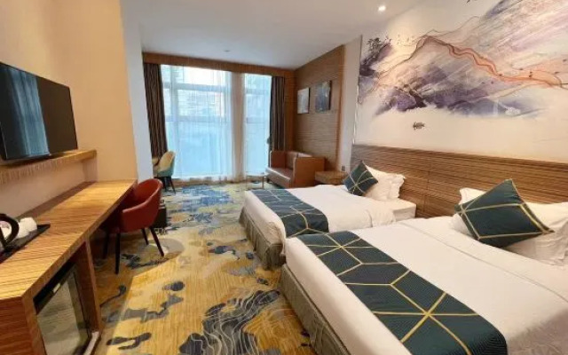 Yalkang Business Hotel (Guangzhou Zhujiang New Town Tancun Subway Station)