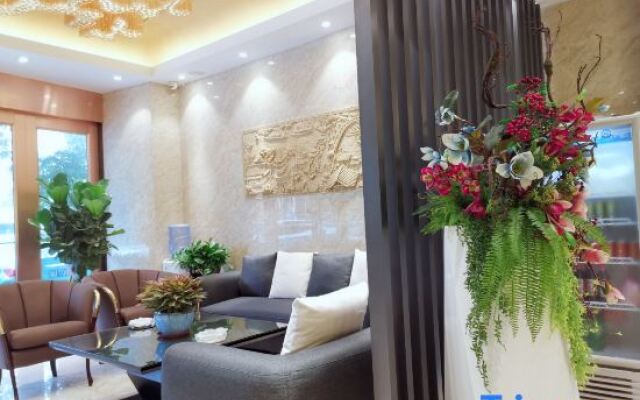 Jade Business Hotel (Jade Street, Pingzhou, Foshan)