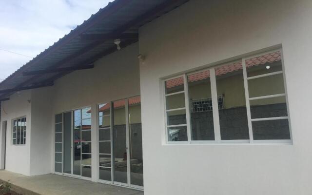 Monte Líbano Suites