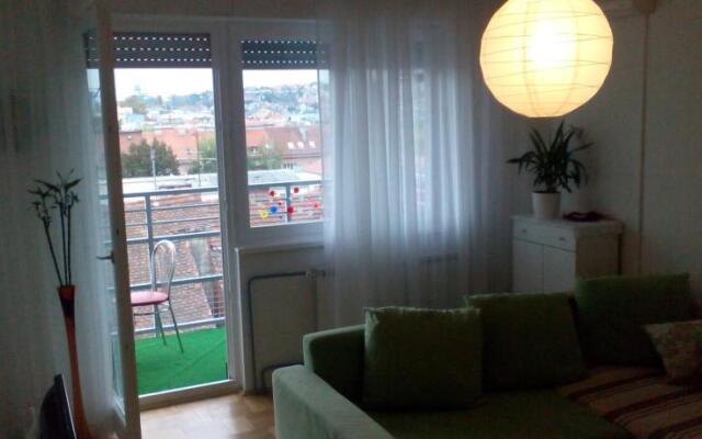 Apartment White&Bright