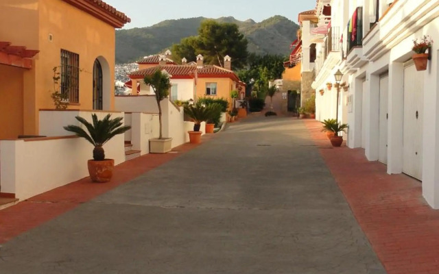 Spacious family villa Aljamar 8a