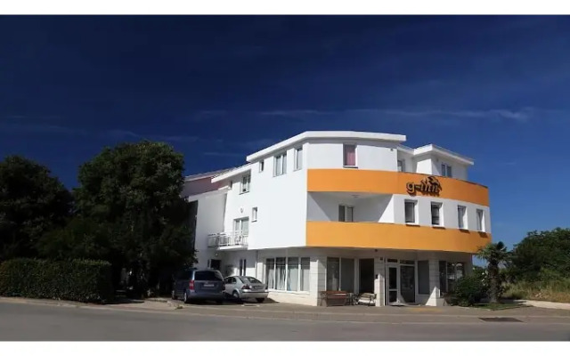 Globtour Inn